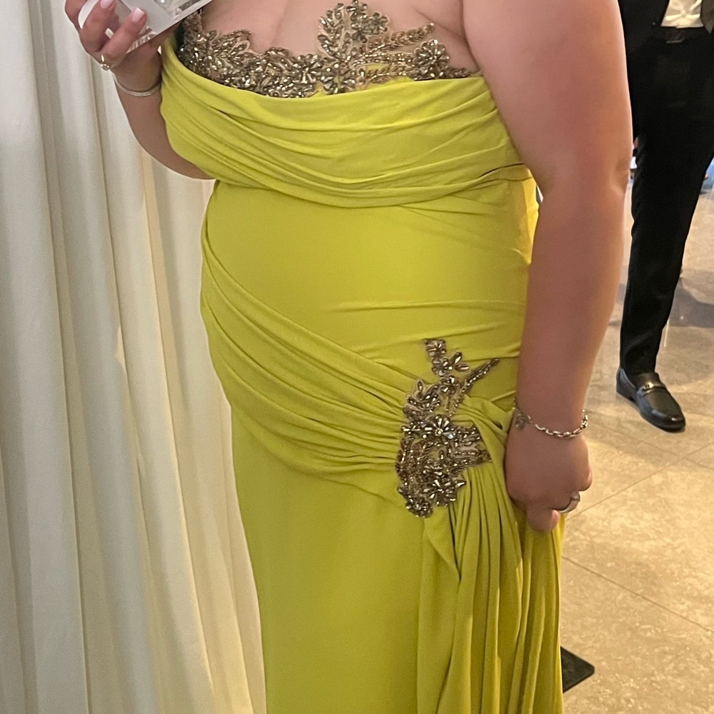 FOUAD SARKIS COTURE DRESS customized with crystals. Yellow color